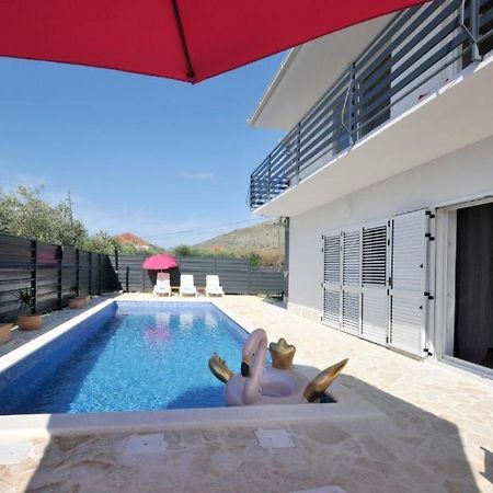 Villa Carolina Трогир Екстериор снимка