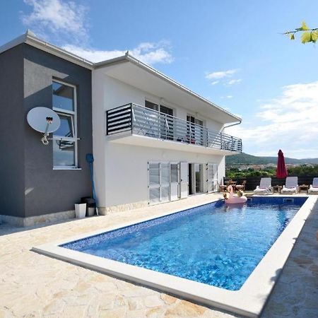 Villa Carolina Трогир Екстериор снимка