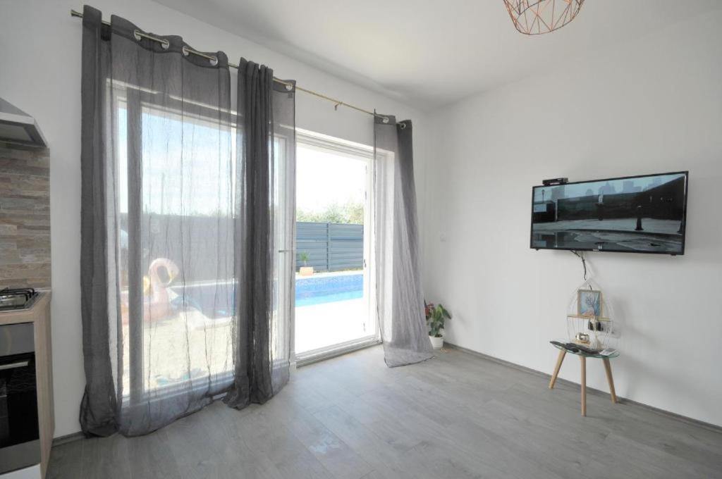Villa Carolina Трогир Екстериор снимка